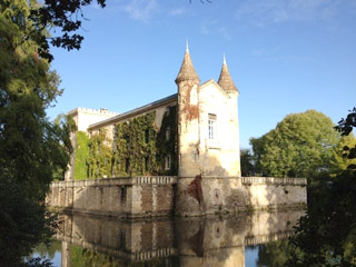  - chateau-lamothe-du-prince-noir-vue-exterieur-generique