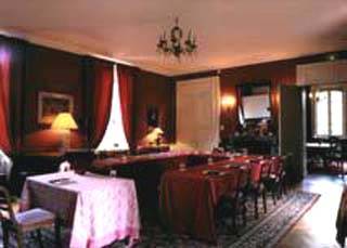 Fiche d&eacute;taill&eacute;e salle "Salon rose (séminaire au château)"